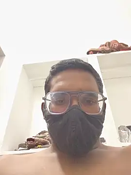 Thick-Tease online show from November 12, 2025, 7:46 pm