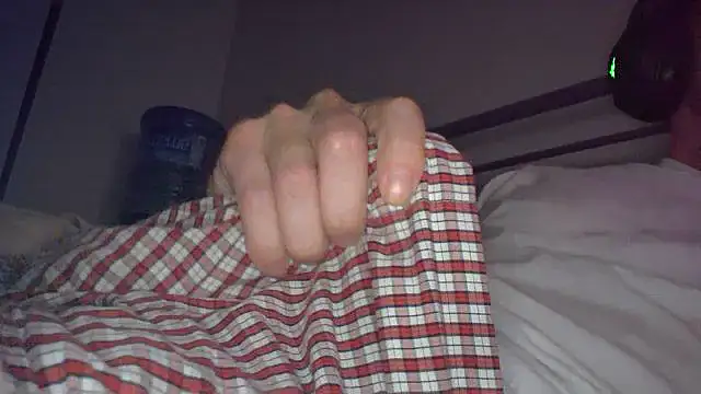 Snapshot of Elieantte chatting on November 9, 2025, 9:57 pm Elieantte online show from November 9, 2025, 9:57 pm