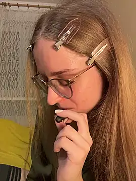 EveLunny online show from January 13, 2026, 1:00 am