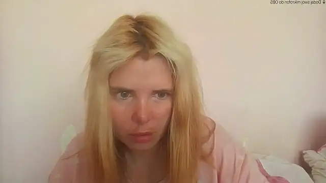 HornyElena online show from June 1, 2026, 2:52 pm