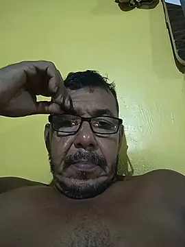 bruno 324278 online show from June 13, 2026, 1:58 am