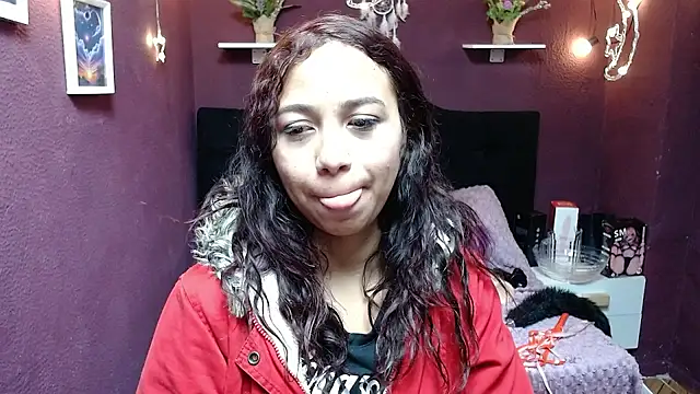 monika 256 online show from February 4, 2026, 1:17 pm