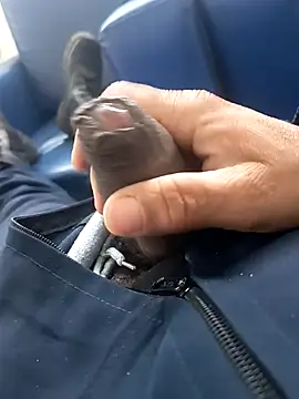 Loquillopajero online show from December 21, 2025, 11:50 am