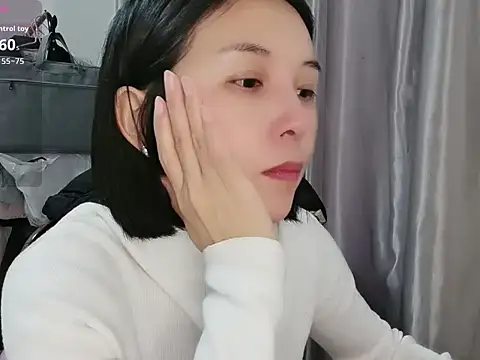 Wanwan61 online show from November 26, 2025, 8:59 am