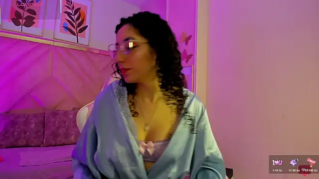 DemiJones  online show from January 7, 2026, 3:53 am