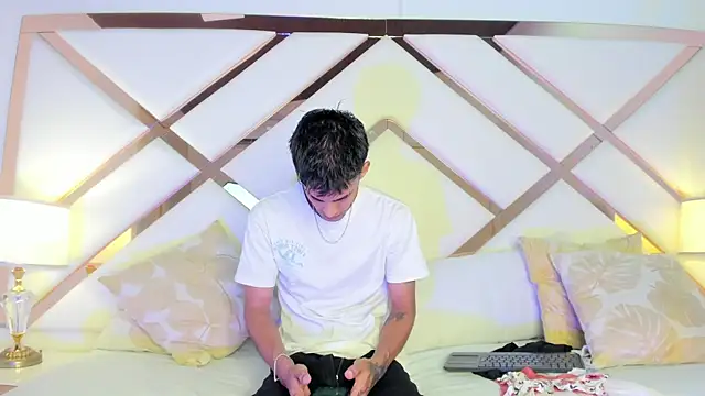 Aitana valverde online show from November 7, 2025, 7:47 pm