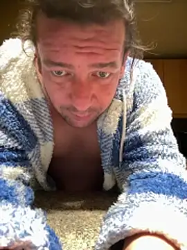 miguel910921 online show from February 7, 2026, 12:36 am