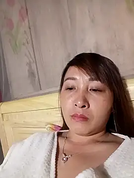 Missa-kute20 online show from December 20, 2025, 1:40 pm