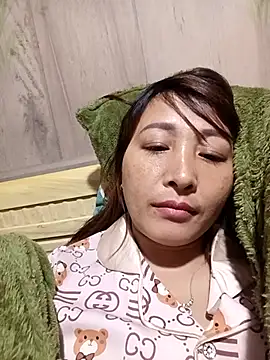 Missa-kute20 online show from January 6, 2026, 9:24 am