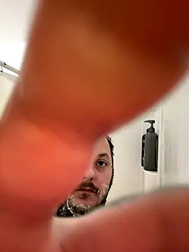 Snapshot of Peteyp98 chatting on November 10, 2025, 12:59 pm Peteyp98 online show from November 10, 2025, 12:59 pm