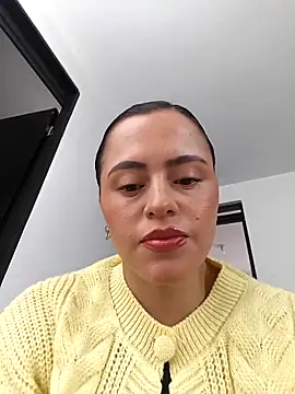 ALEJA  22 online show from May 12, 2026, 6:49 pm