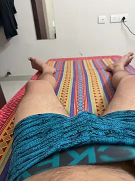 Snapshot of Aaronblazer chatting on February 13, 2026, 6:26 pm Aaronblazer online show from February 13, 2026, 6:26 pm