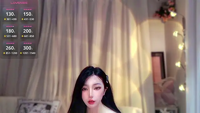 Lala-Baobei online show from May 23, 2026, 12:05 am