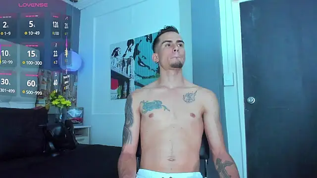 Sharon Tyga20 online show from November 18, 2025, 8:24 pm