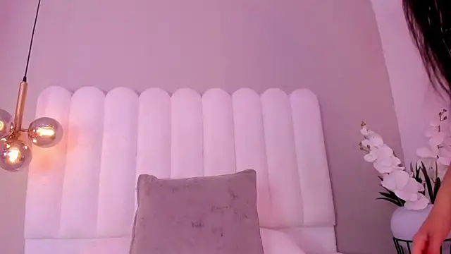 EmilyMiller 22 online show from January 15, 2026, 12:54 pm