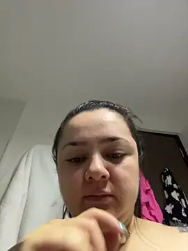 cleo wale  online show from November 9, 2025, 1:31 pm