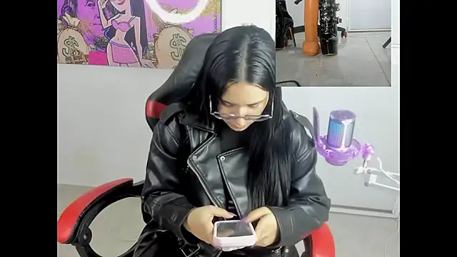 queen findom1 online show from January 11, 2026, 6:29 am