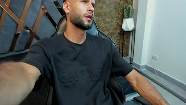 Jacob Benelli online show from February 11, 2026, 11:32 pm