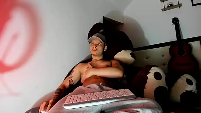 Zeus Jeff online show from December 3, 2025, 8:07 pm