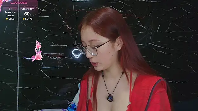 Morita 18  online show from November 13, 2025, 3:05 am