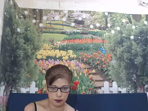 indiantemptress694u online show from November 11, 2025, 5:18 am