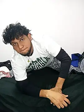 prototipoA45 online show from January 14, 2026, 6:02 pm