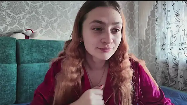 Snapshot of SweetLiaison chatting on February 17, 2026, 2:02 pm SweetLiaison online show from February 17, 2026, 2:02 pm