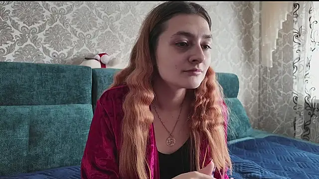 Snapshot of SweetLiaison chatting on February 19, 2026, 10:33 am SweetLiaison online show from February 19, 2026, 10:33 am