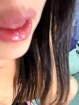 KK583 online show from November 17, 2025, 9:48 am