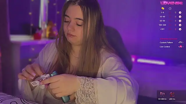 AmeliaMiles online show from February 25, 2026, 8:02 am