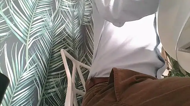 CuteDaddy92 online show from March 13, 2026, 10:44 am