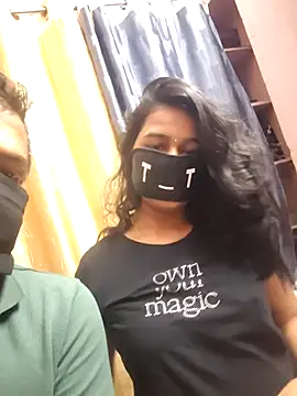 sexy28sweetysweety online show from November 10, 2025, 2:38 pm