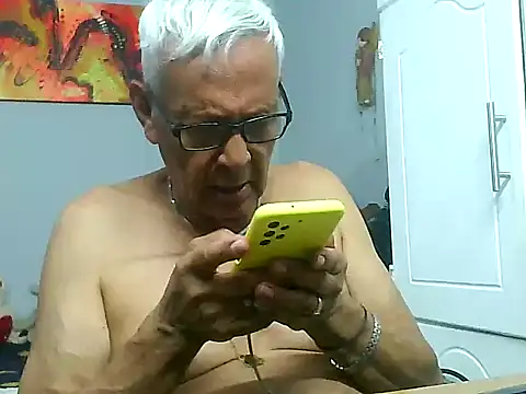 dirtysluttyfist online show from November 20, 2025, 9:58 pm