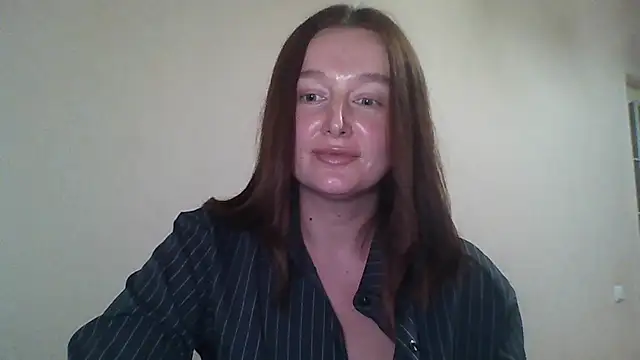 Snapshot of LilianaSwetx chatting on November 12, 2025, 2:50 pm LilianaSwetx online show from November 12, 2025, 2:50 pm