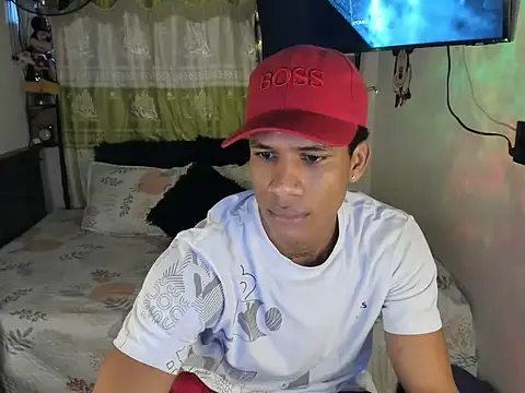 JUANBIGCOCK21CM online show from June 16, 2026, 1:03 pm