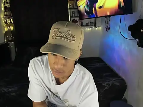 JUANBIGCOCK21CM online show from July 12, 2026, 3:25 pm