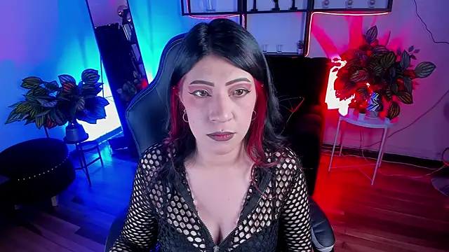 Halley Ravenn online show from July 22, 2026, 9:50 pm