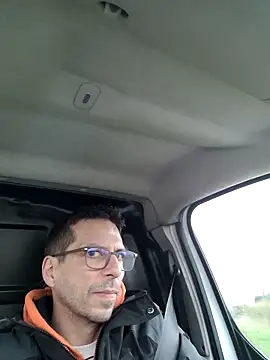 Olifesse online show from February 9, 2026, 7:34 am