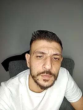 Red dewilll online show from November 7, 2025, 11:27 pm