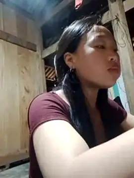 Yumiik2kk online show from December 23, 2025, 1:25 am