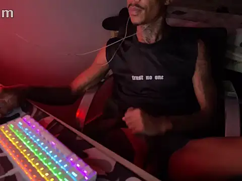 Snapshot of pxgusta chatting on November 16, 2025, 10:04 pm pxgusta online show from November 16, 2025, 10:04 pm