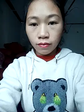 Xonpine029 online show from November 18, 2025, 8:52 am