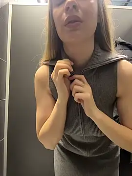 SashaCatt online show from March 13, 2026, 8:43 am