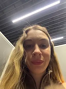 SashaCatt online show from March 14, 2026, 8:42 am