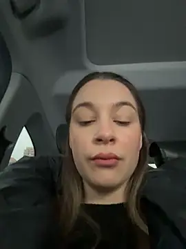 SashaCatt online show from April 3, 2026, 8:34 am