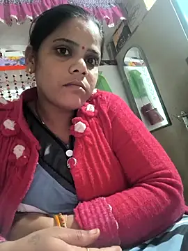 Hot suini online show from February 13, 2026, 4:25 pm