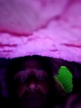 Quin love143 online show from November 13, 2025, 4:28 pm