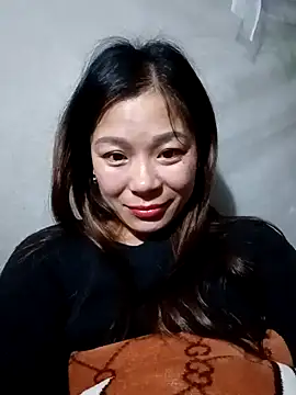 Snapshot of Lyla_john chatting on December 17, 2025, 1:17 pm Lyla john online show from December 17, 2025, 1:17 pm