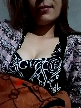 Snapshot of Lyla_john chatting on January 10, 2026, 1:29 am Lyla john online show from January 10, 2026, 1:29 am