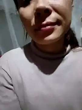 Snapshot of Lyla_john chatting on January 11, 2026, 11:04 am Lyla john online show from January 11, 2026, 11:04 am